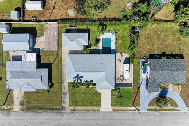 $925,000 | 5112 26th Avenue West, Bradenton, FL 34209