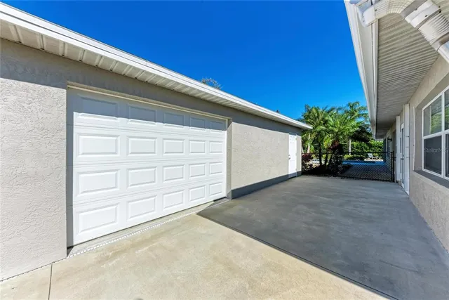 $925,000 | 5112 26th Avenue West, Bradenton, FL 34209