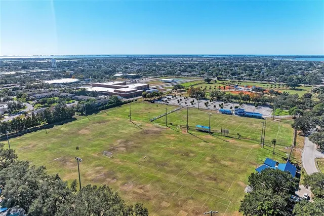 $925,000 | 5112 26th Avenue West, Bradenton, FL 34209