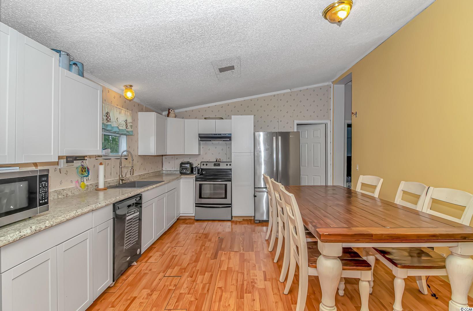 2816 Alligator Road Effingham, SC 29541 - Photo 3 of 20