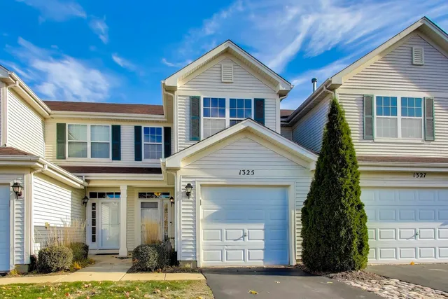 $225,000 | 1325 Remington Drive, Unit 3, Volo, IL 60020