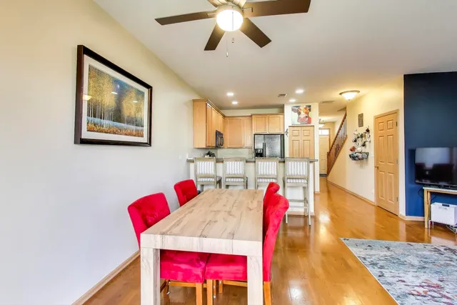 $225,000 | 1325 Remington Drive, Unit 3, Volo, IL 60020