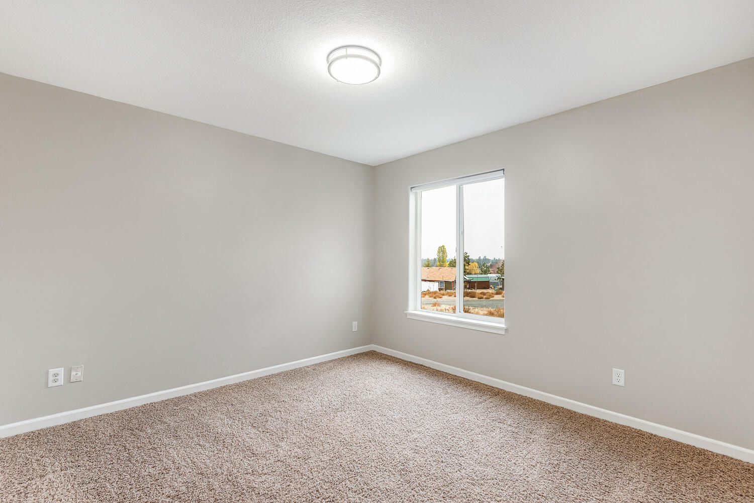 21305 Southwest Gift Road Bend, OR 97703 - Photo 23 of 46 Third Bedroom