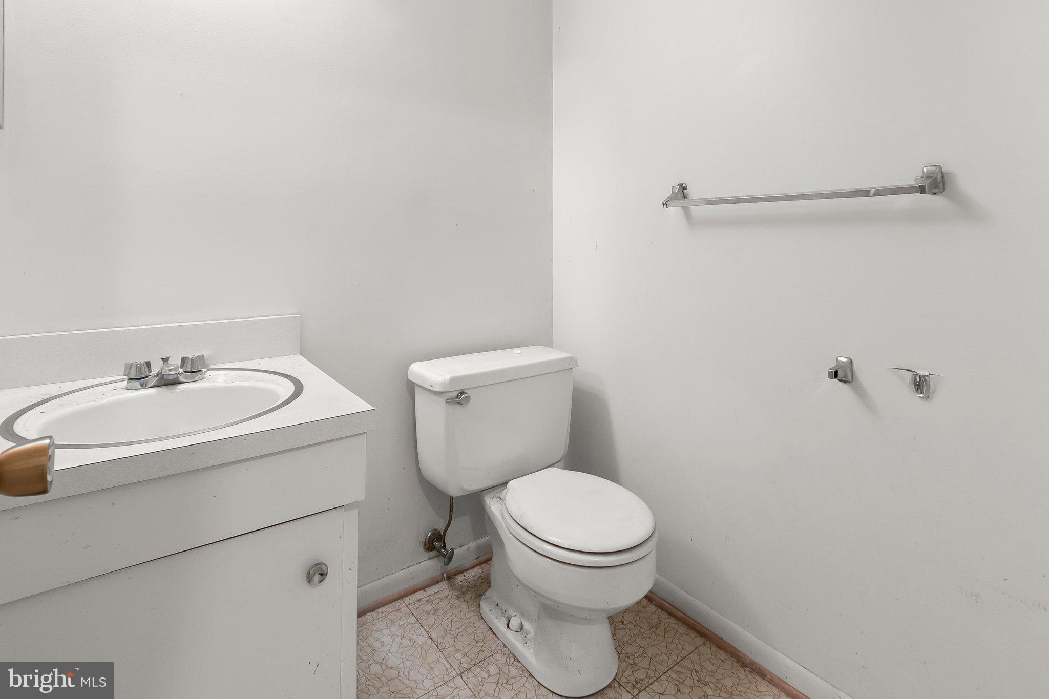 9770 Basket Ring Road Columbia, MD 21045 - Photo 31 of 43 Powder Room
