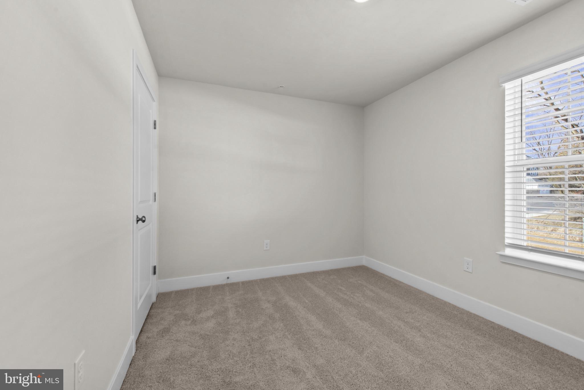 224 Eclipse Street Ranson, WV 25438 - Photo 18 of 41 an empty room with a window