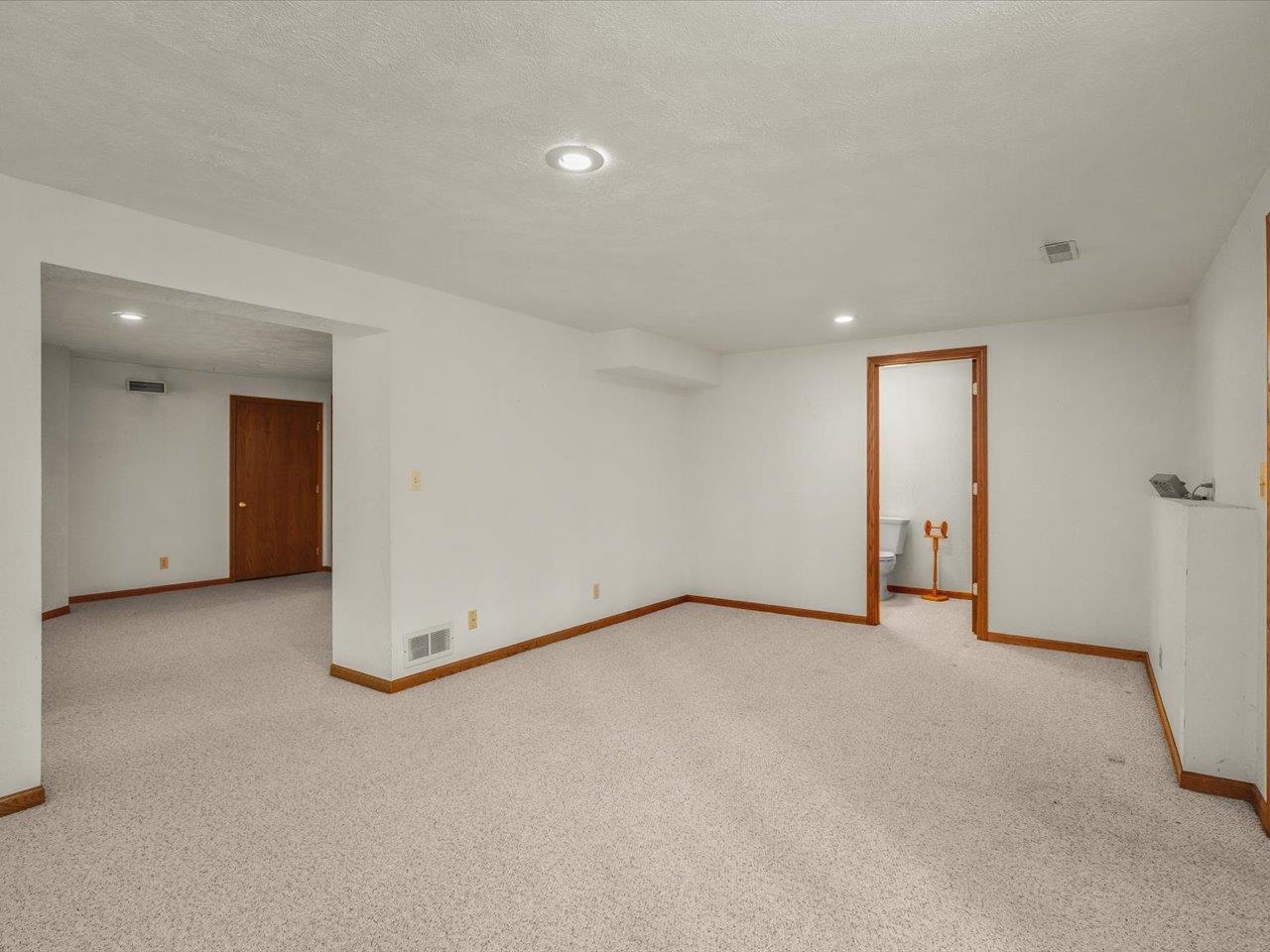 6468 North Deer Path Road Oregon, IL 61061 - Photo 35 of 53