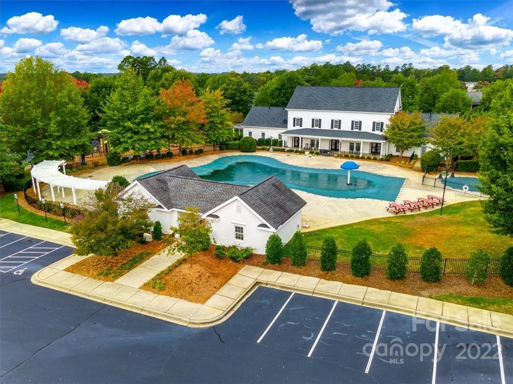 1316 Barnett Woods Fort Mill, SC 29708 - Photo 44 of 48 Gallery Image 44