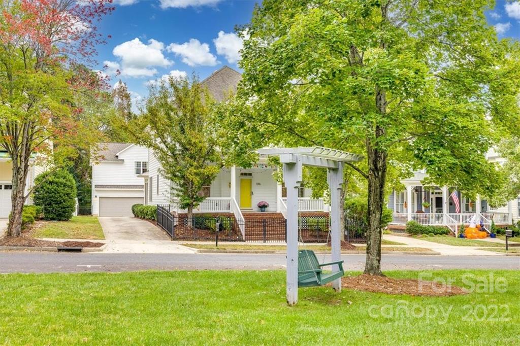 1316 Barnett Woods Fort Mill, SC 29708 - Photo 8 of 48 Gallery Image 8