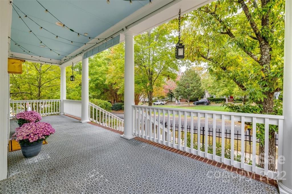 1316 Barnett Woods Fort Mill, SC 29708 - Photo 10 of 48 Gallery Image 10