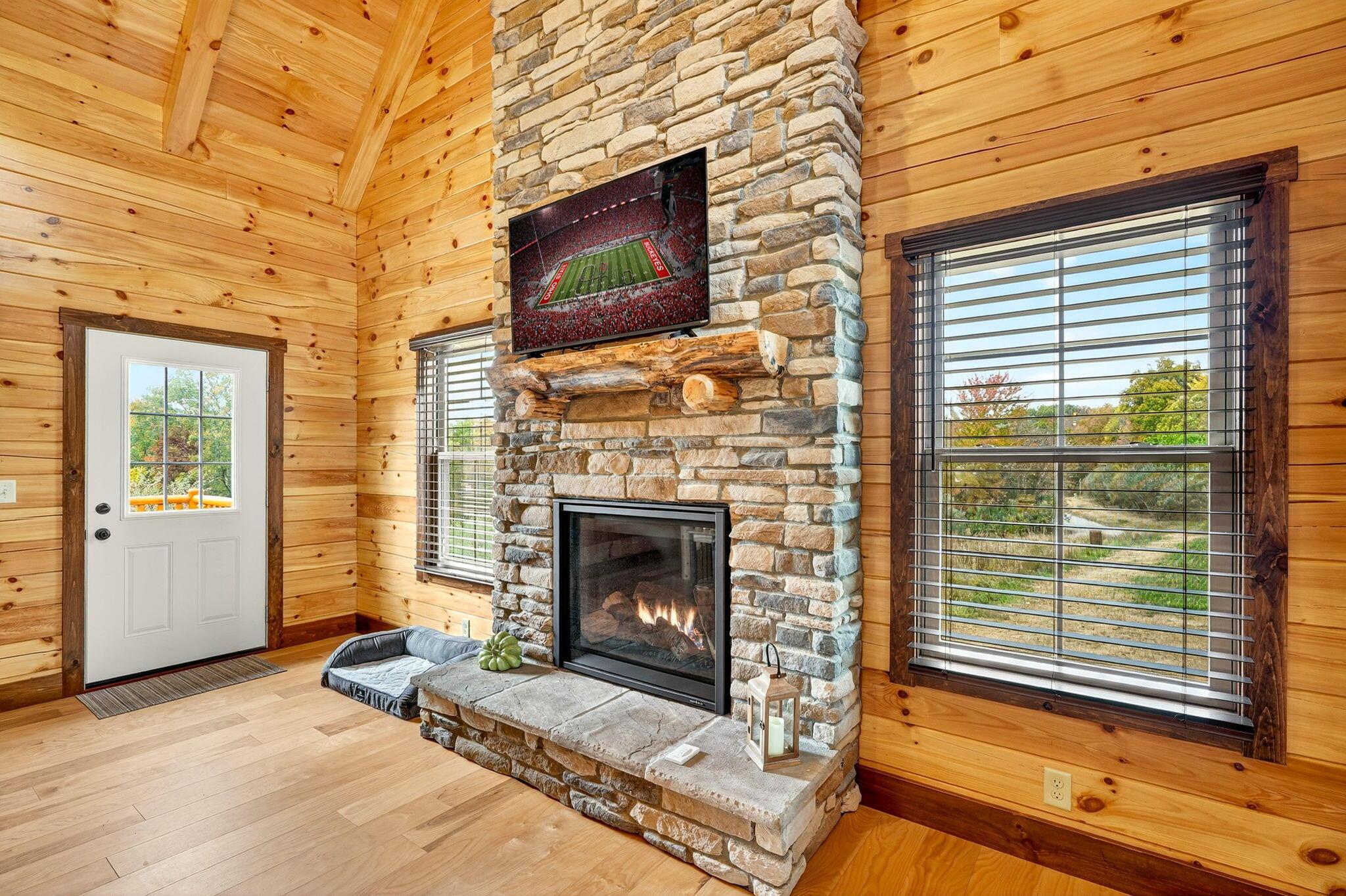 8301 Voris Road Logan, OH 43138 - Photo 13 of 123 Valley View Cabin (53)