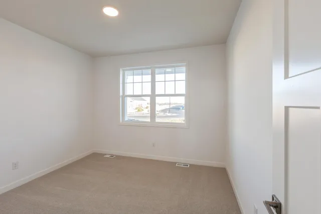 $565,000 | 4947 Jandura Bay Northeast, St. Michael, MN 55376