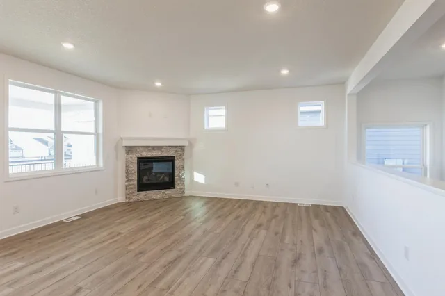 $565,000 | 4947 Jandura Bay Northeast, St. Michael, MN 55376