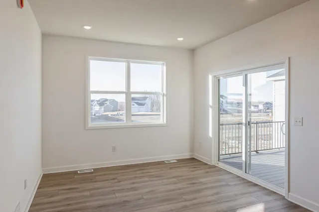 $565,000 | 4947 Jandura Bay Northeast, St. Michael, MN 55376