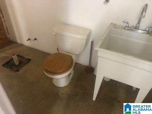4251 South Shades Crest Road Birmingham, AL 35244 - Photo 3 of 19
