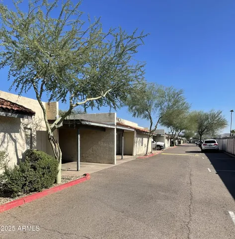 $1,295 | 6529 North 67th Avenue, Unit 105, Glendale, AZ 85301