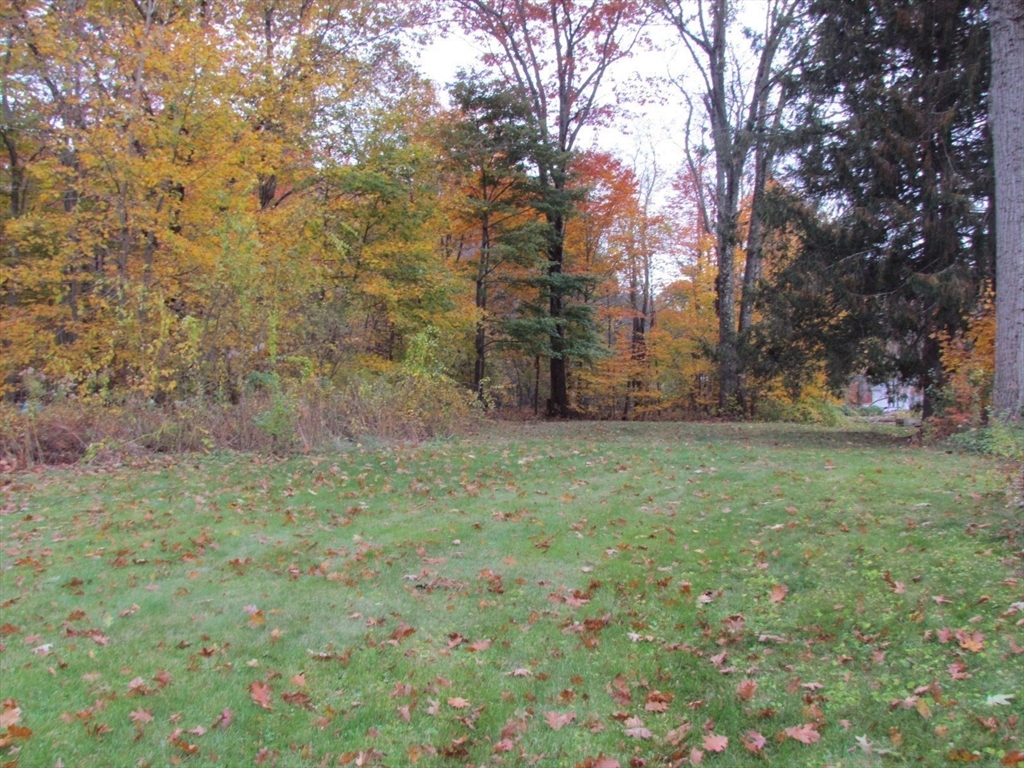 135 Temple Street Gardner, MA 01440 - Photo 15 of 30