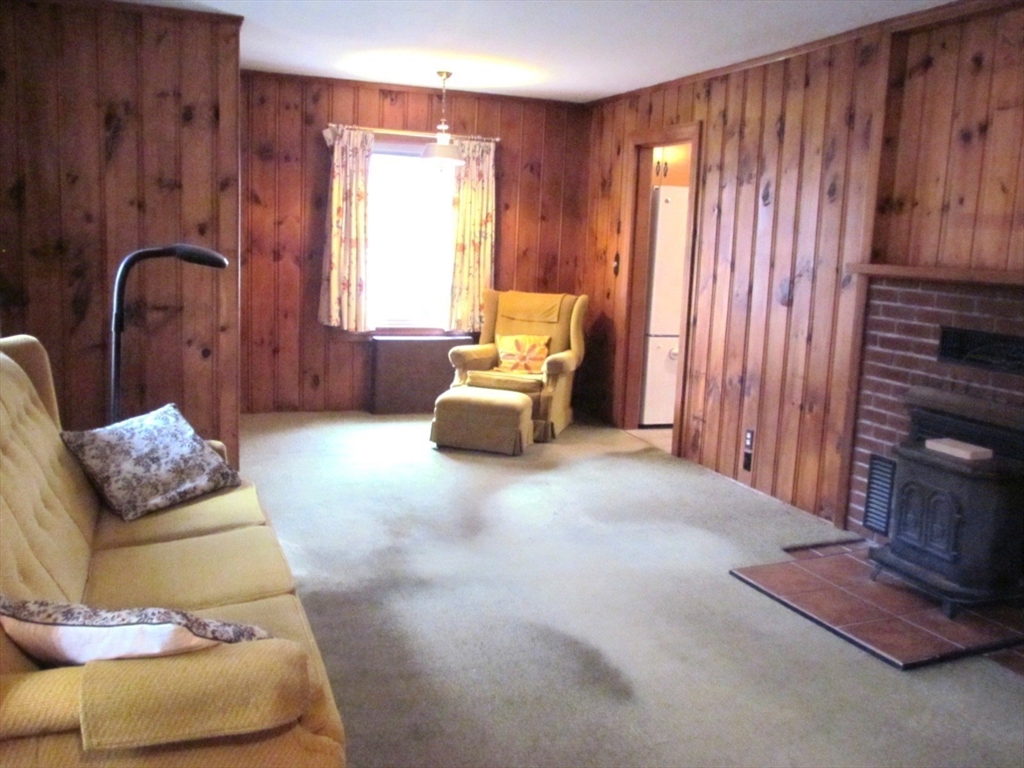 135 Temple Street Gardner, MA 01440 - Photo 30 of 30