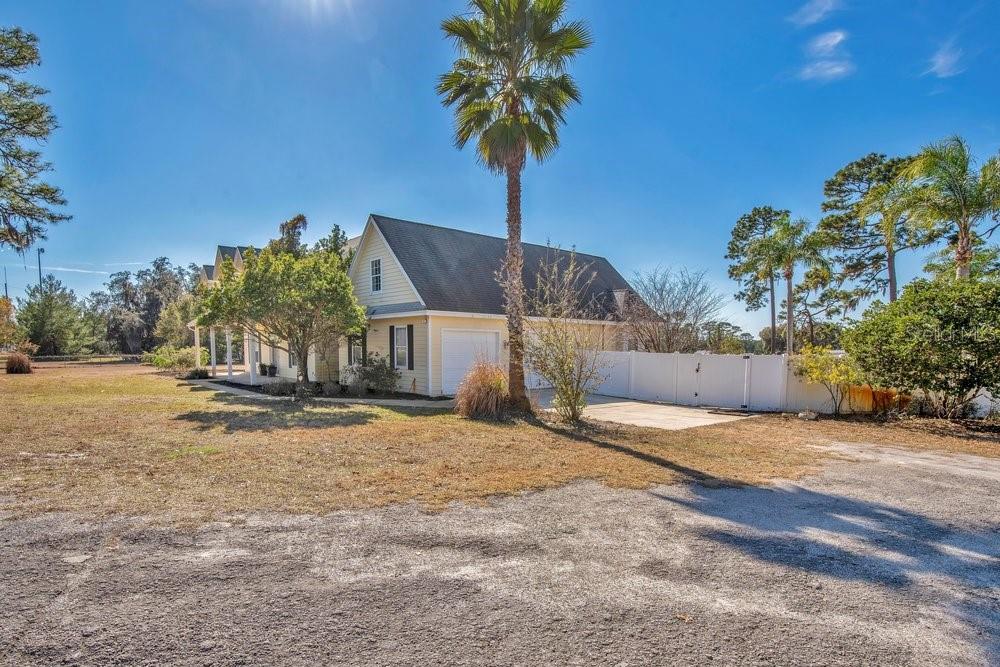 3160 Sixma Road Lake Helen, FL 32744 - Photo 17 of 35