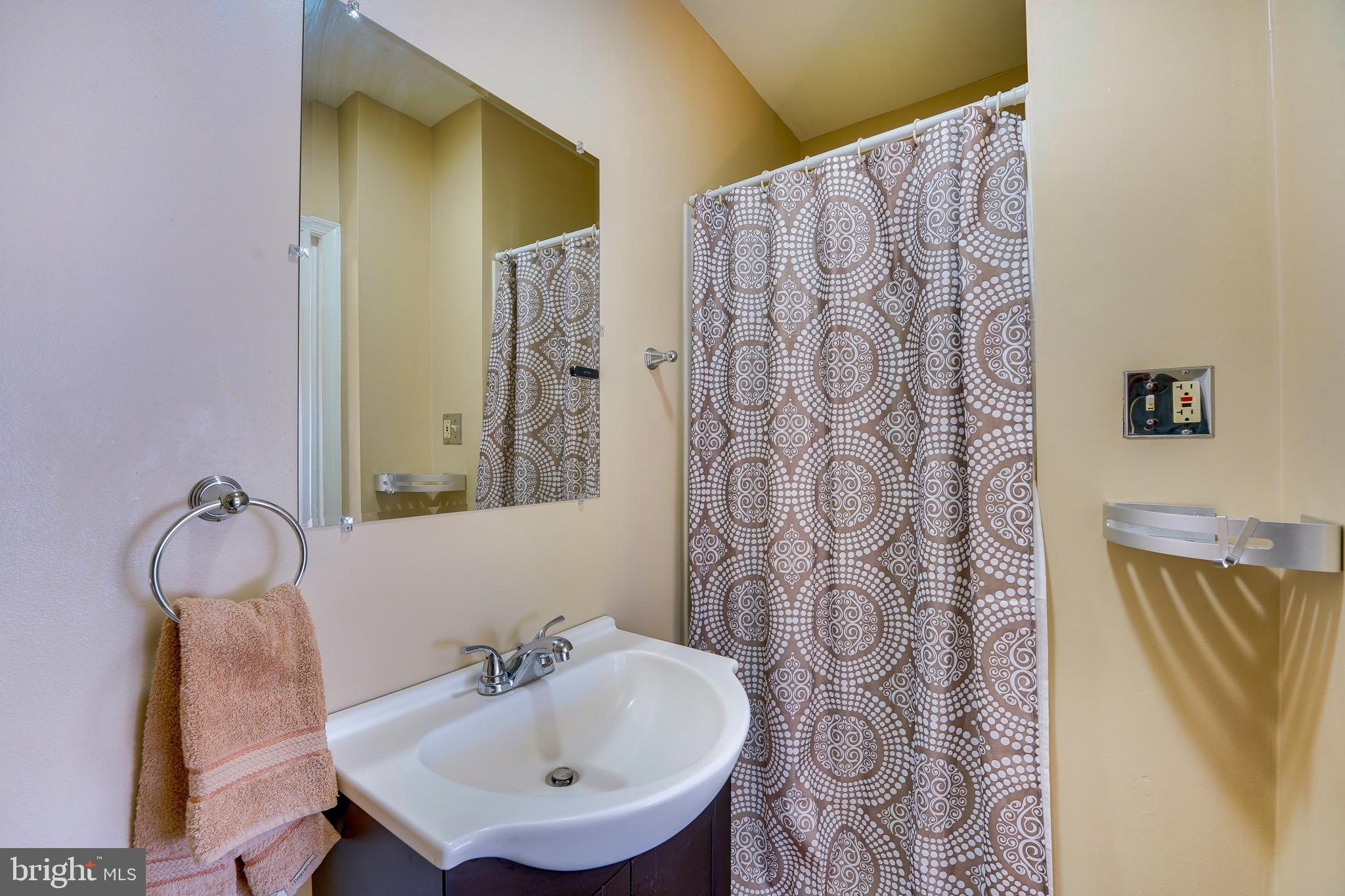 575 Nutt Road Phoenixville, PA 19460 - Photo 14 of 34 Gallery Image 14