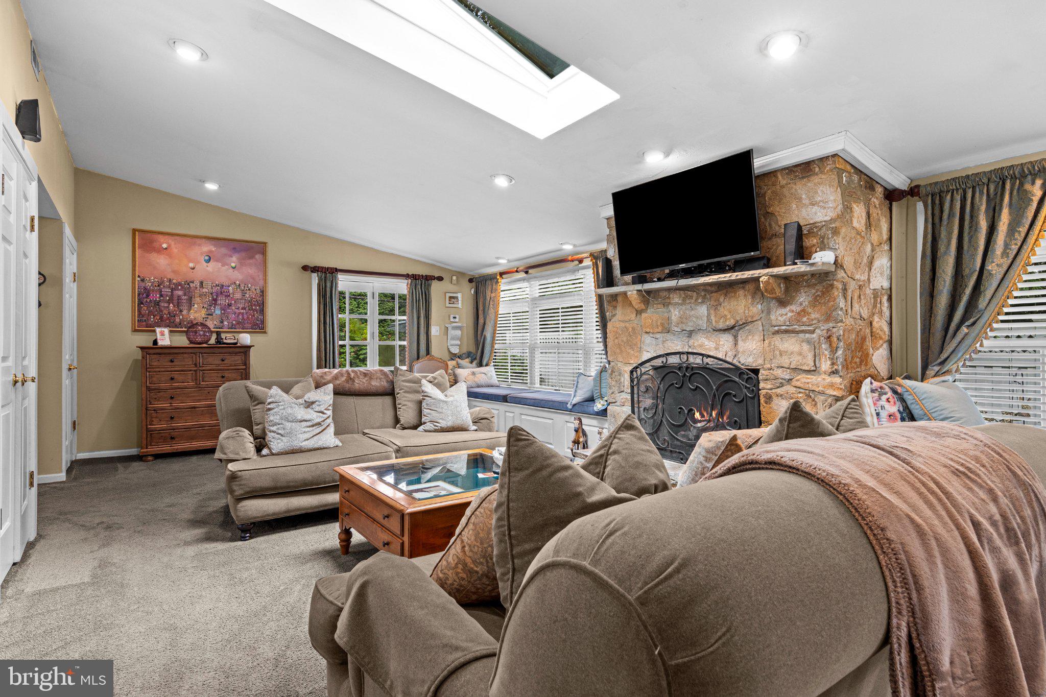 8 South Providence Road Wallingford, PA 19086 - Photo 13 of 55 Gallery Image 13
