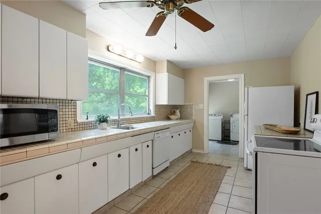 $399,900 | 1210 Munson Avenue, College Station, TX 77840