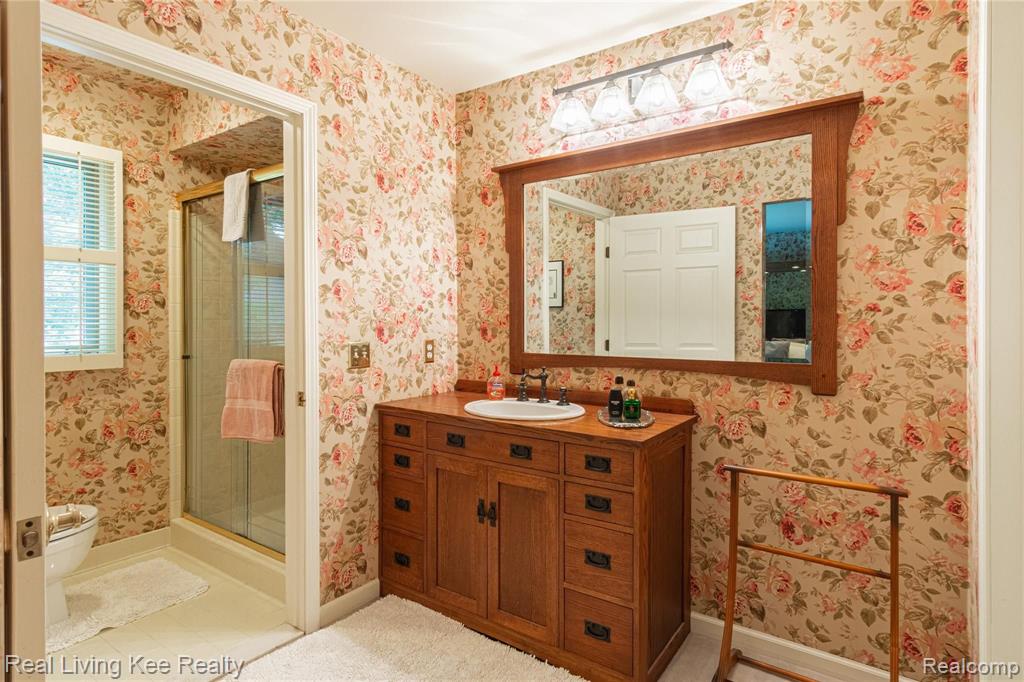 1329 Greenleaf Drive Rochester Hills, MI 48309 - Photo 24 of 49