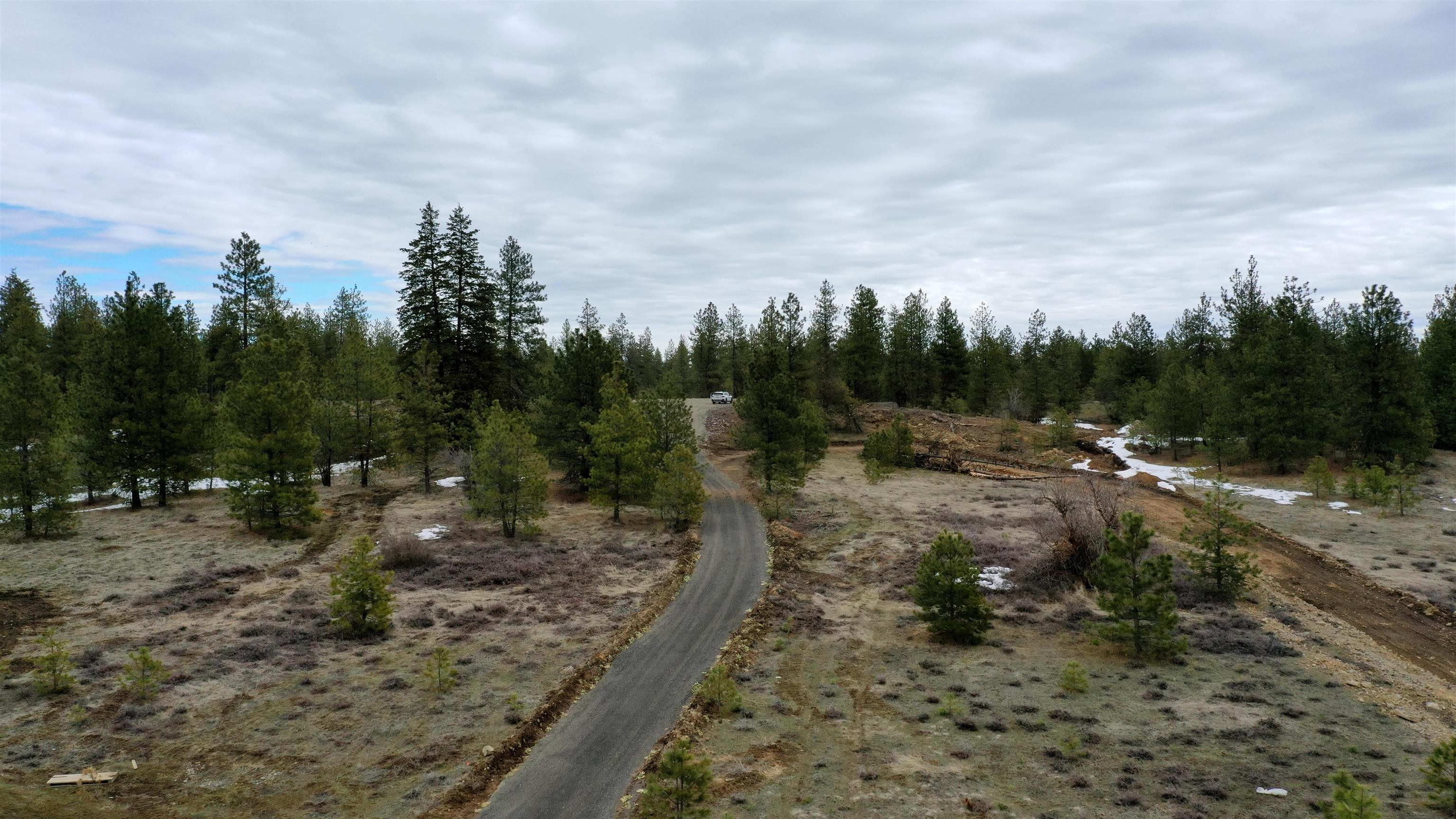 18324 West Burnett Road Nine Mile Falls, WA 99026 - Photo 29 of 34