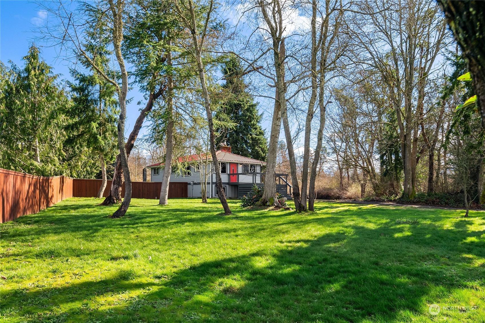 22614 Dockton Road Southwest Vashon, WA 98070 - Photo 17 of 27 Gallery Image 17
