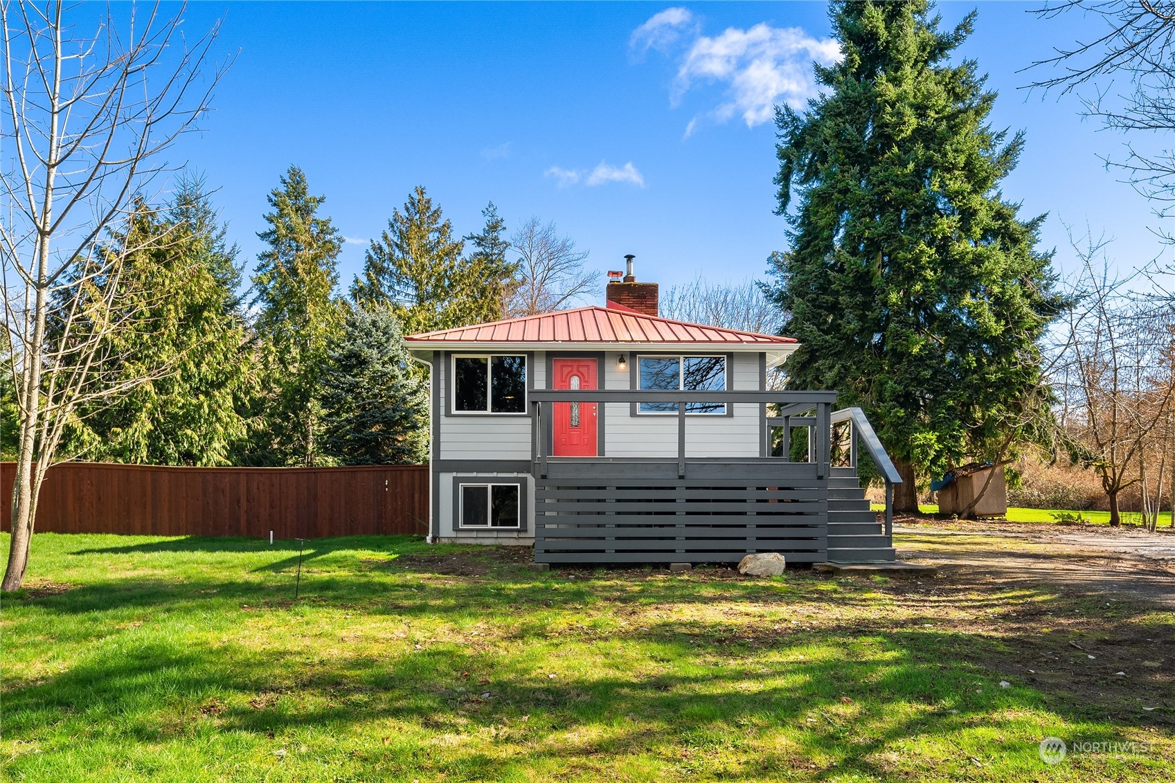 22614 Dockton Road Southwest Vashon, WA 98070 - Photo 3 of 27 Gallery Image 3