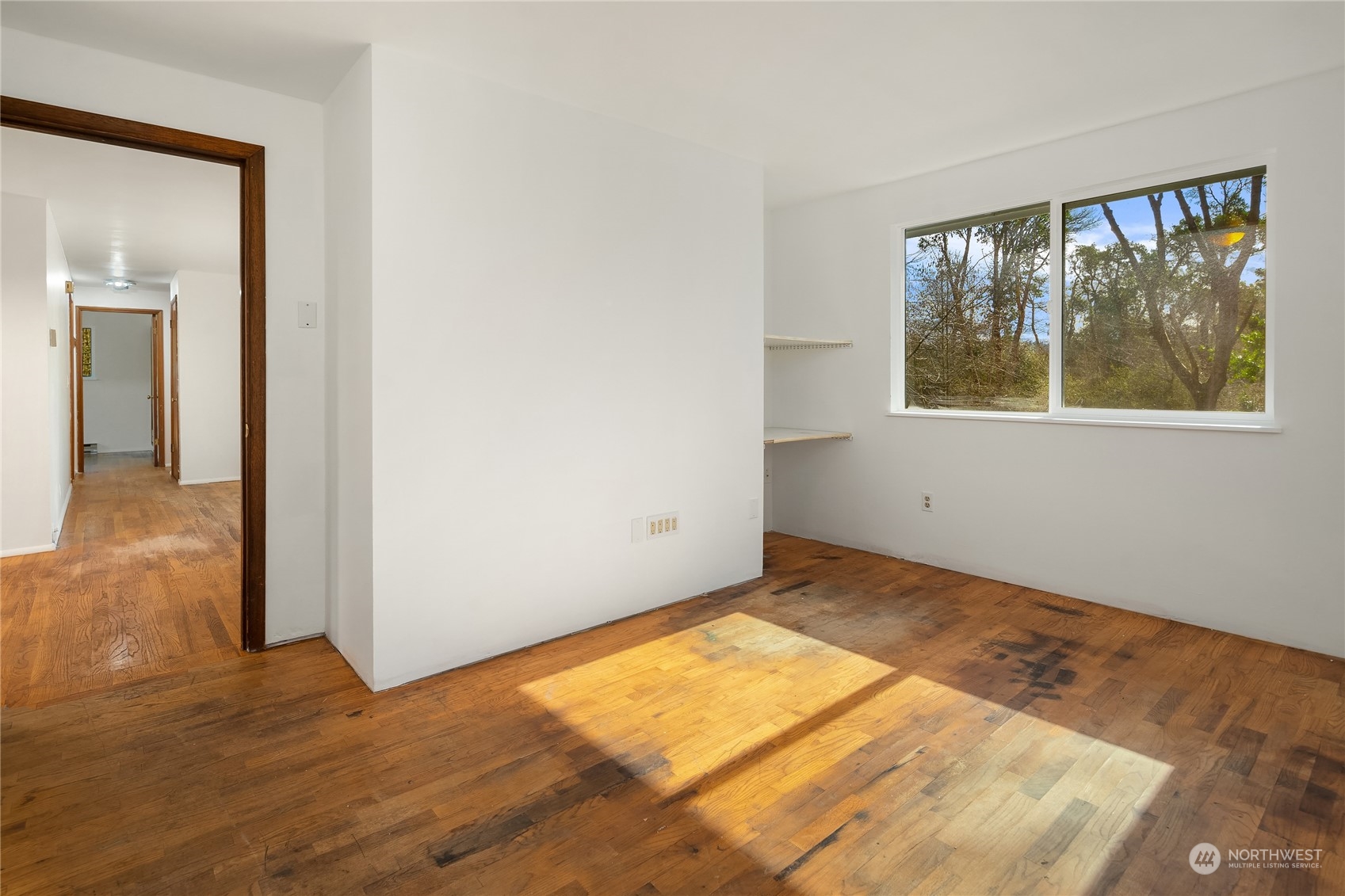 22614 Dockton Road Southwest Vashon, WA 98070 - Photo 5 of 27 Gallery Image 5