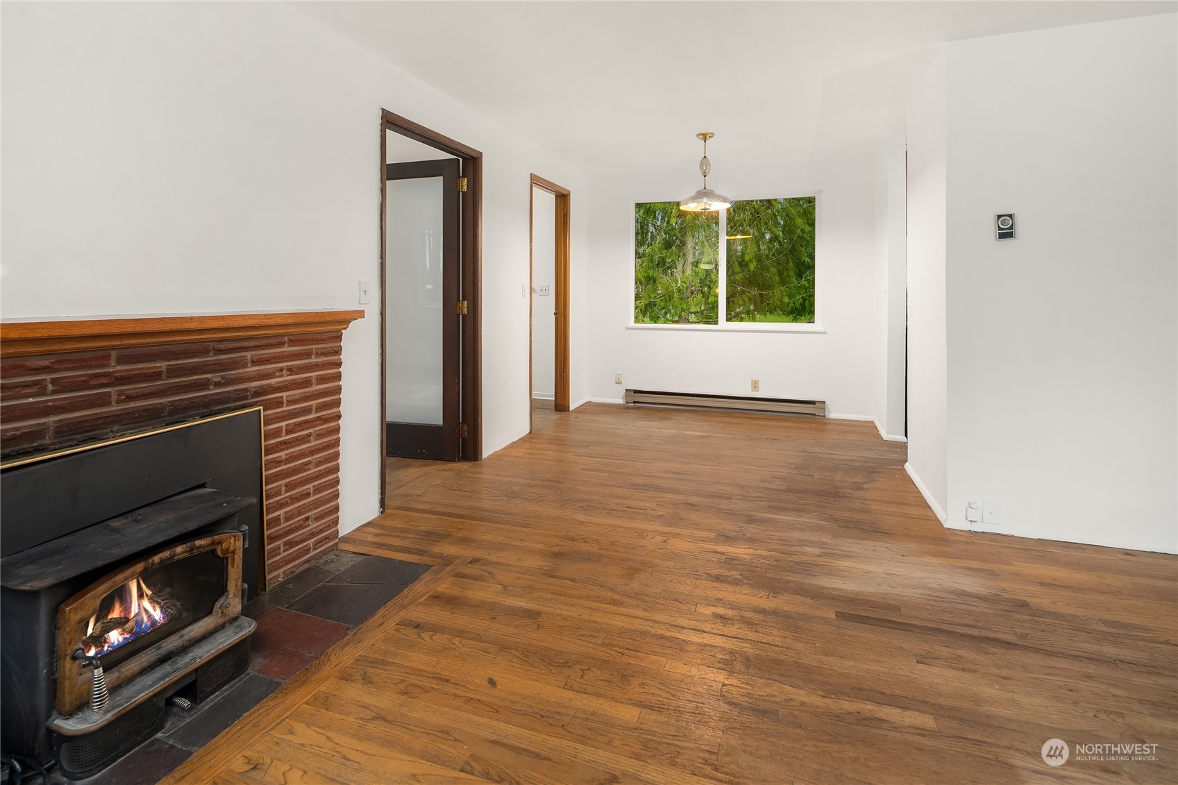 22614 Dockton Road Southwest Vashon, WA 98070 - Photo 10 of 27 Gallery Image 10