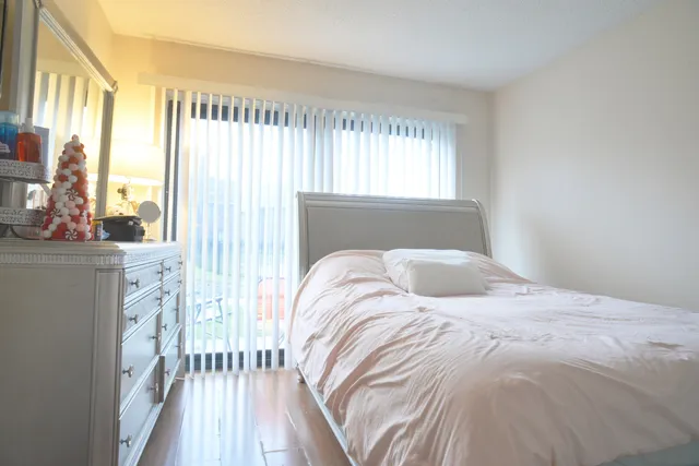 $165,000 | 1434 Carol Court, Unit 1B, Palatine, IL 60074