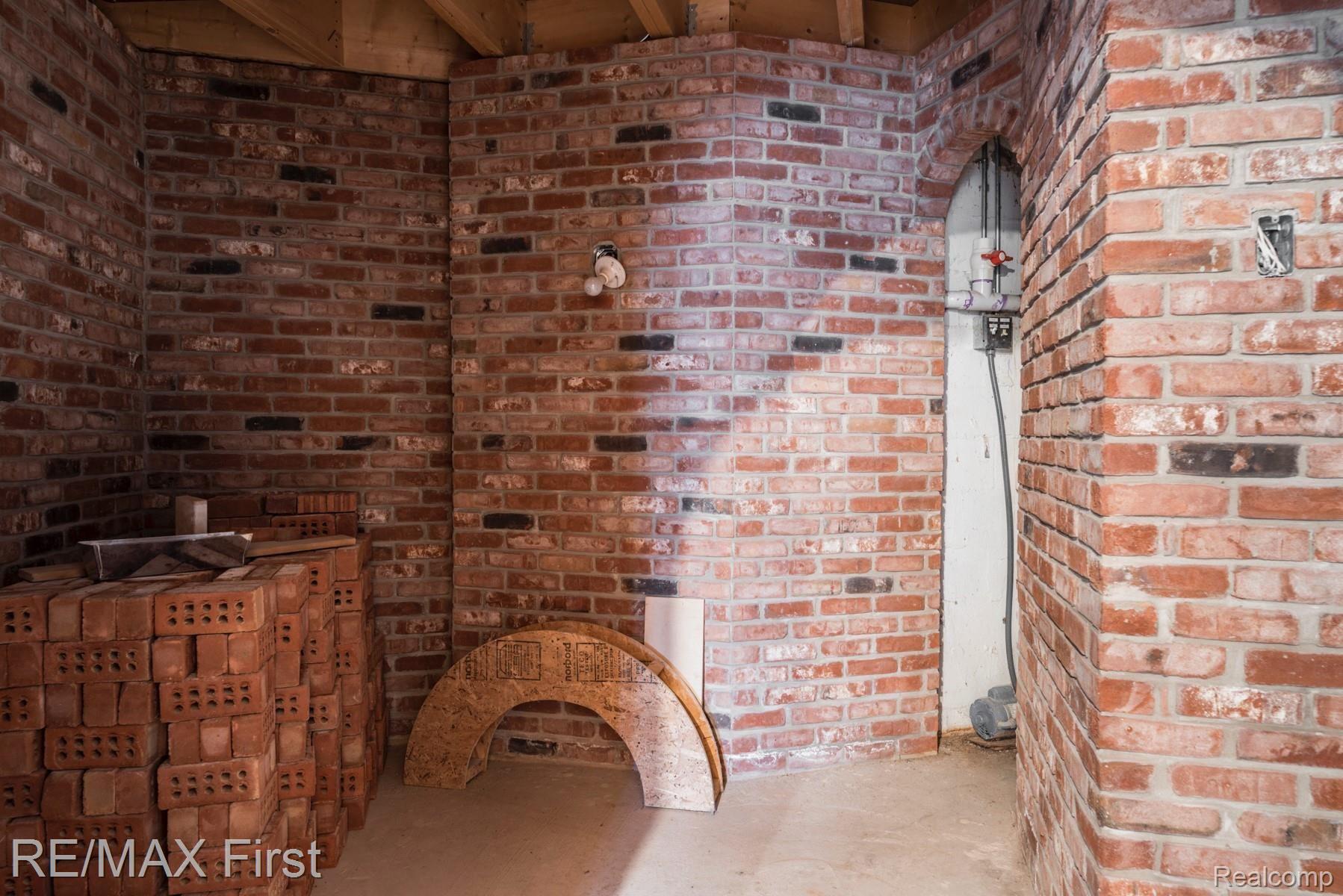 60702 Pennington Way Rochester, MI 48306 - Photo 59 of 66 Pennington Way - 59 of 66.jpeg