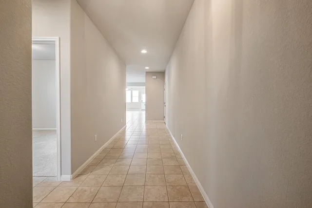 a view of entryway with white walls