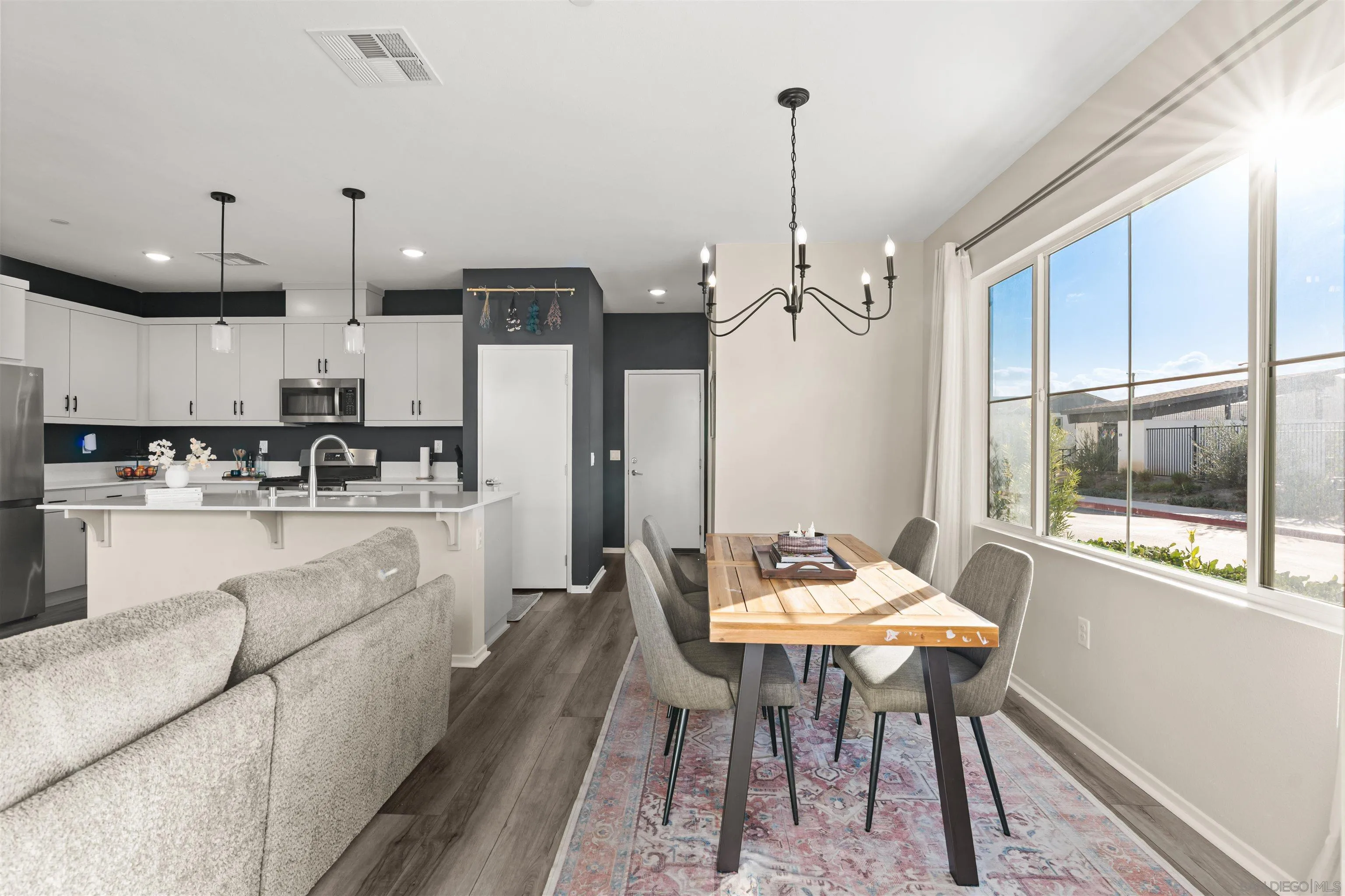 304 Sweet Place Fallbrook, CA 92028 - Photo 6 of 48