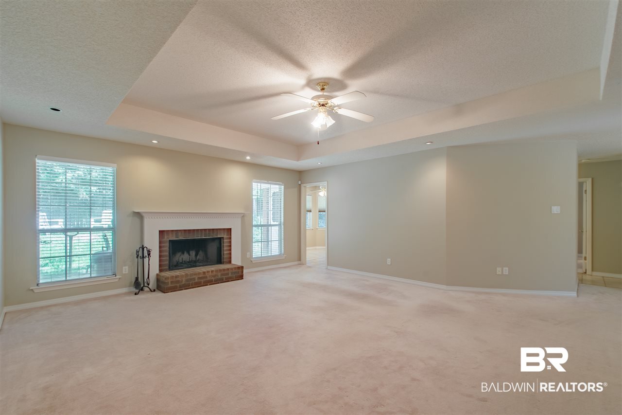 200 Lakeview Loop Daphne, AL 36526 - Photo 9 of 37