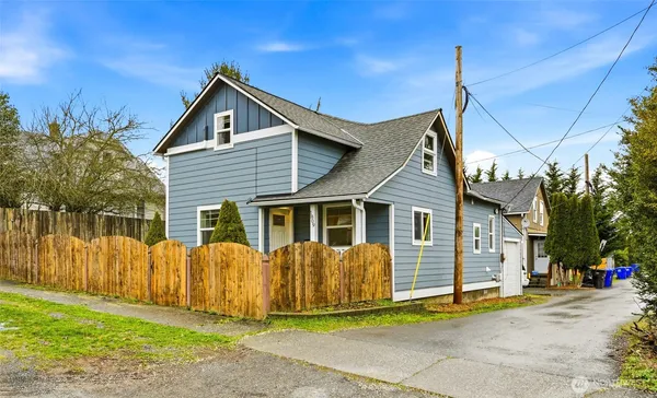 $540,000 | 1809 21st Street, Everett, WA 98201