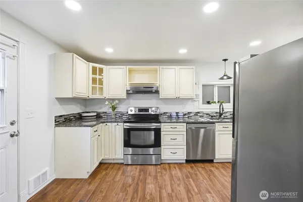 $550,000 | 1809 21st Street, Everett, WA 98201