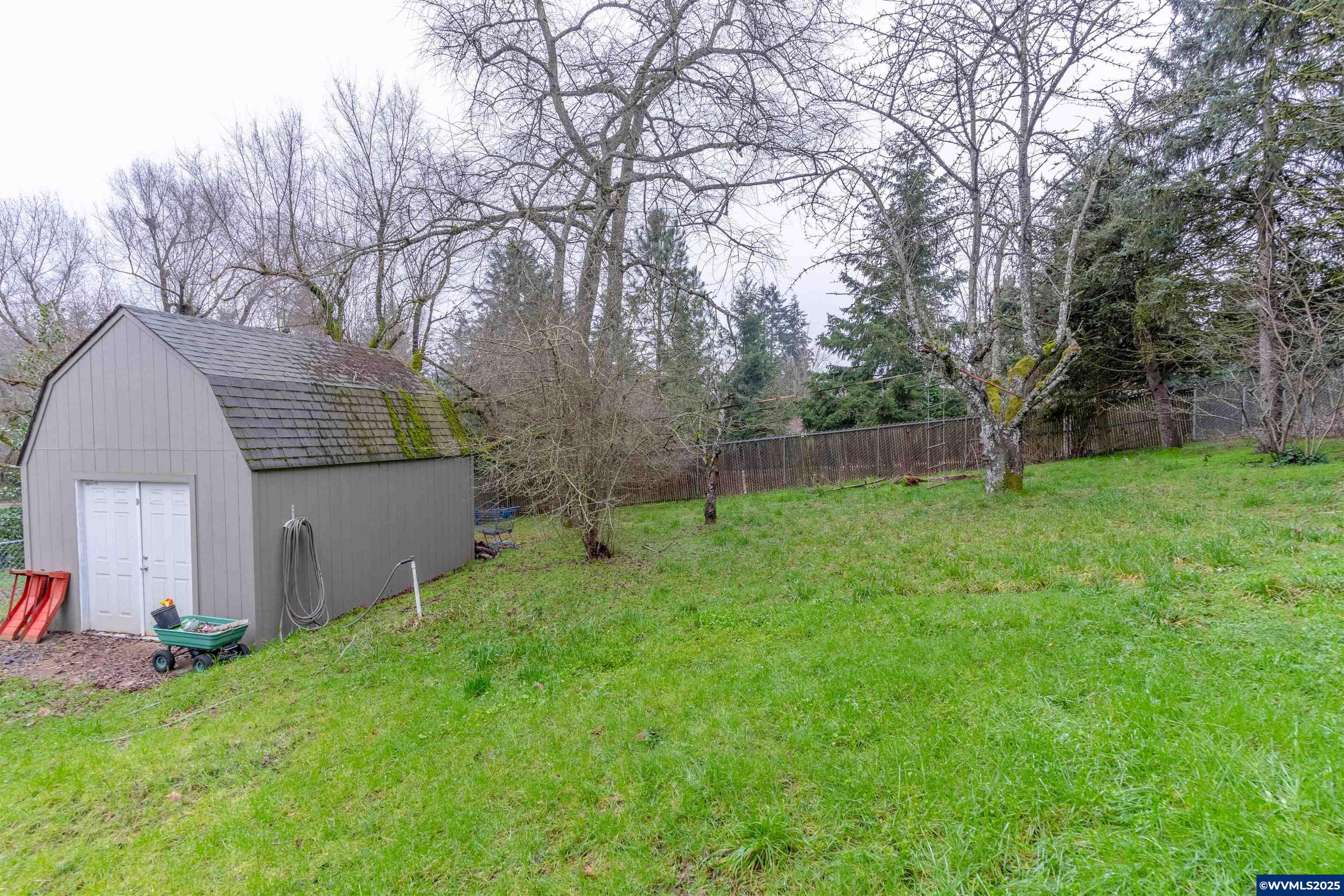 2020 Boone Road Southeast Salem, OR 97302 - Photo 45 of 48 Gallery Image 45
