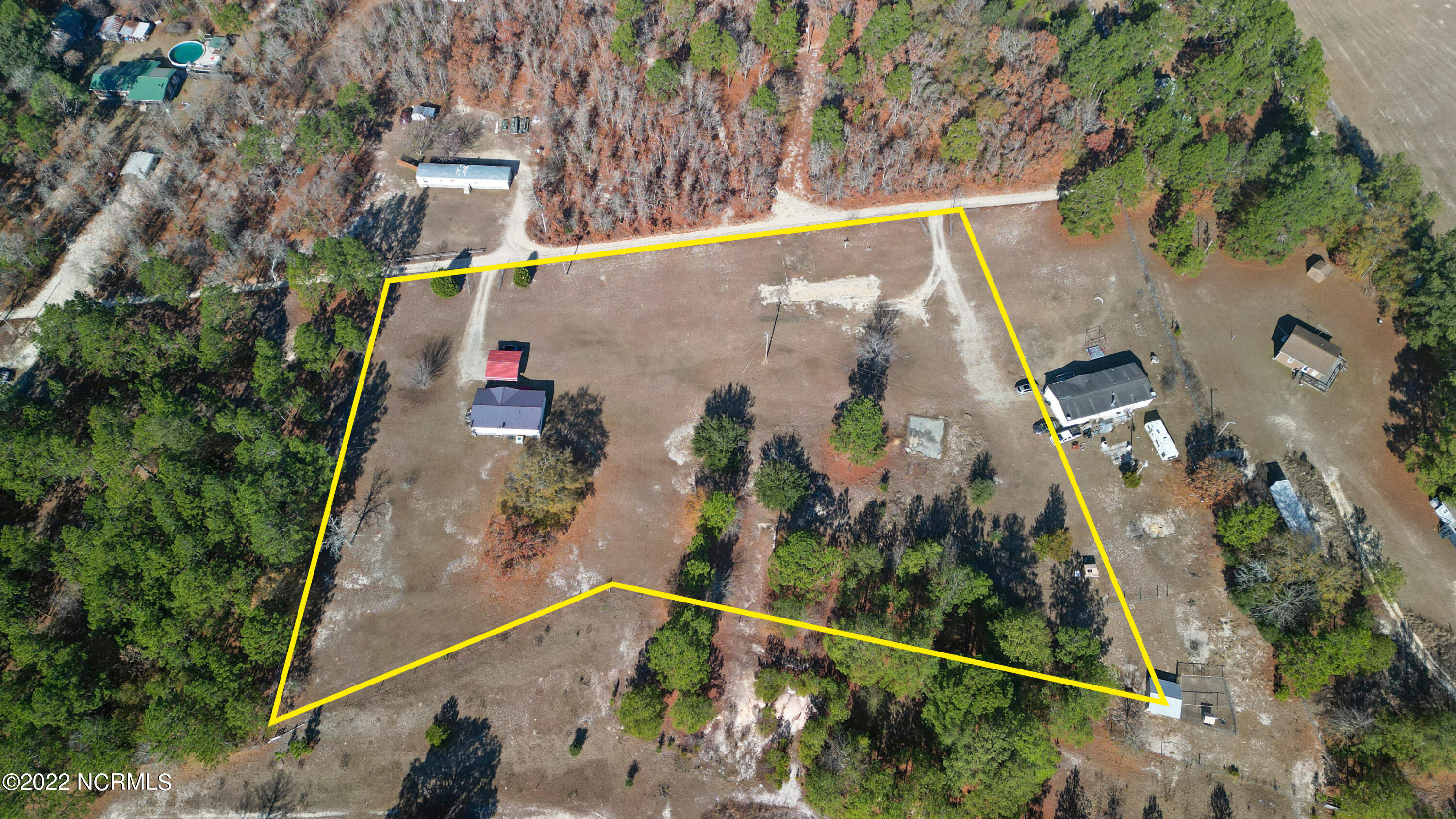 125 Benji Road Rockingham, NC 28379 - Photo 5 of 27 2.5