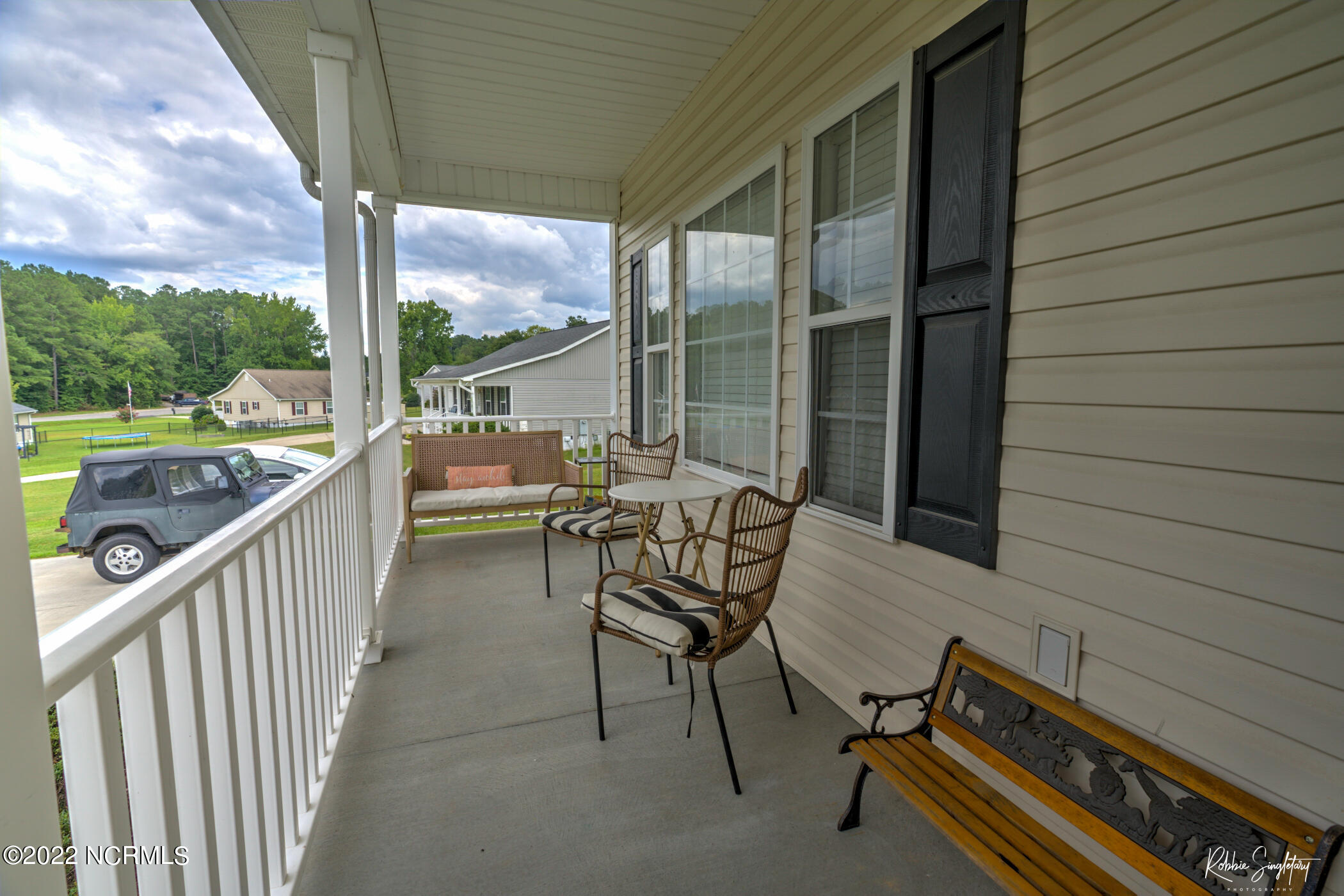 208 Farmstead Court Rockingham, NC 28379 - Photo 6 of 36 31F94FA0-61D8-49F6-A00A-42F38FA588F8
