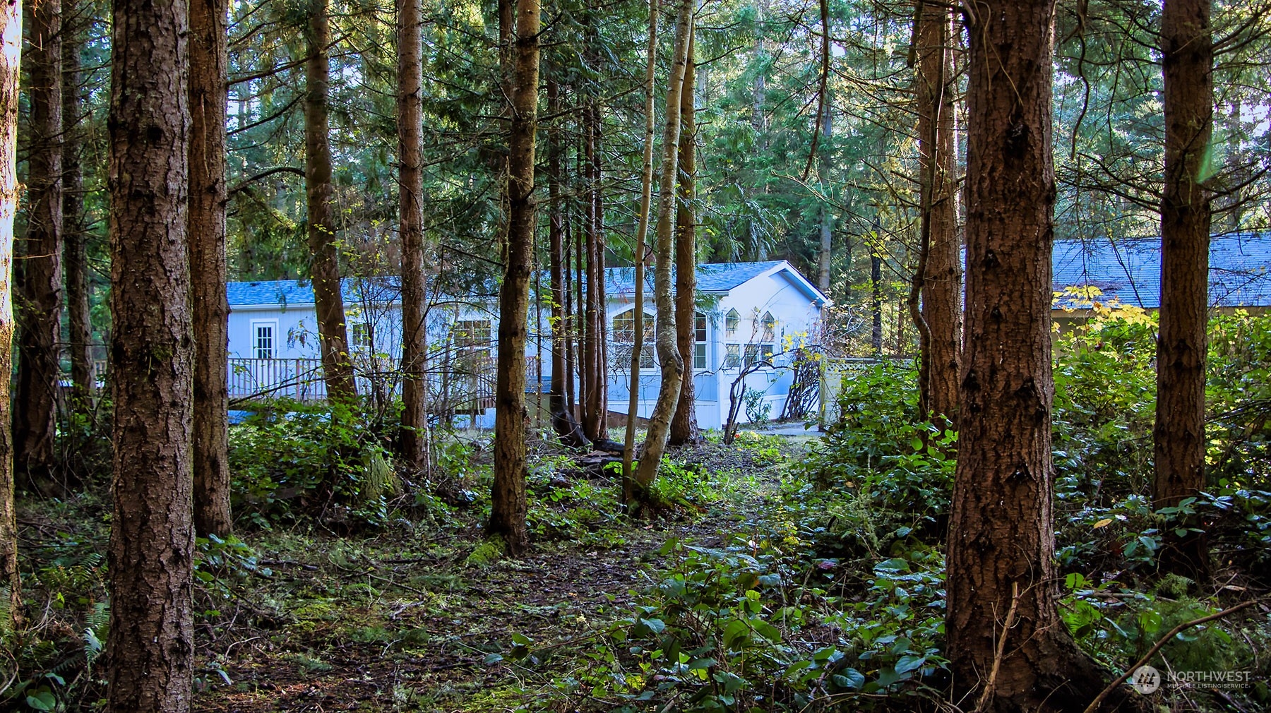 9385 Flagler Road Nordland, WA 98358 - Photo 2 of 37 Gallery Image 2