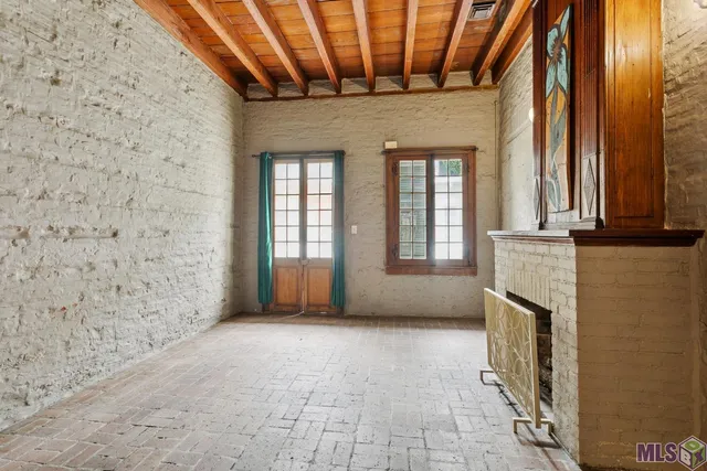 $1,300,000 | 1031 Chartres Street, New Orleans, LA 70116