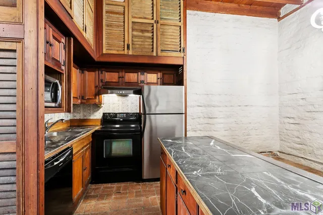 $1,300,000 | 1031 Chartres Street, New Orleans, LA 70116