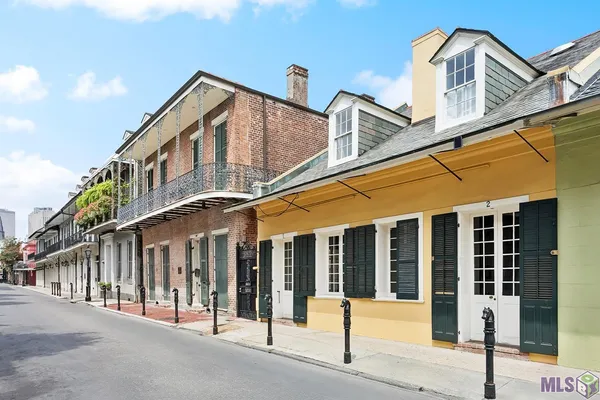 $1,300,000 | 1031 Chartres Street, New Orleans, LA 70116