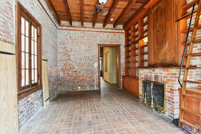 $1,300,000 | 1031 Chartres Street, New Orleans, LA 70116