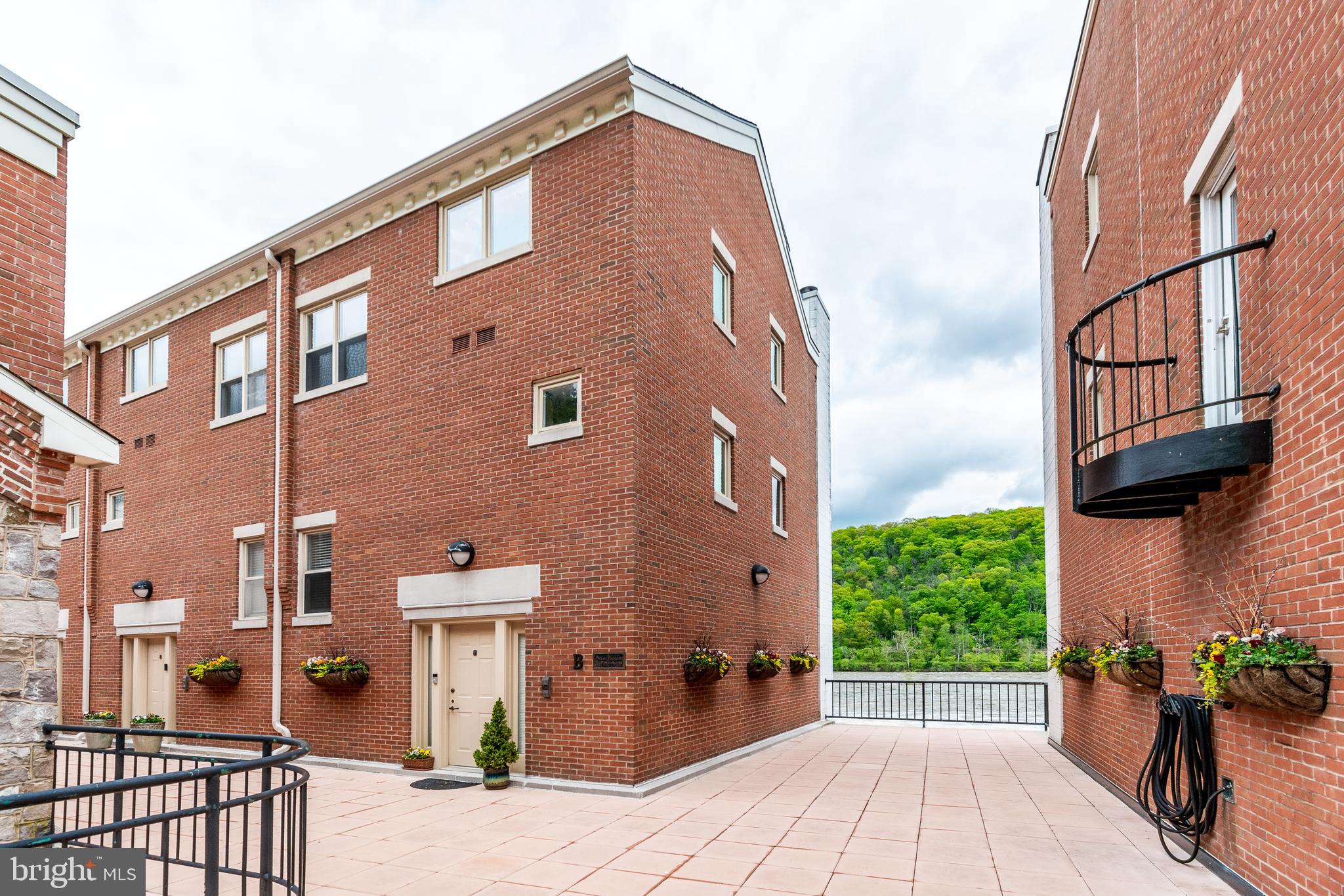 350 River Road, Unit A11 New Hope, PA 18938 - Photo 4 of 40