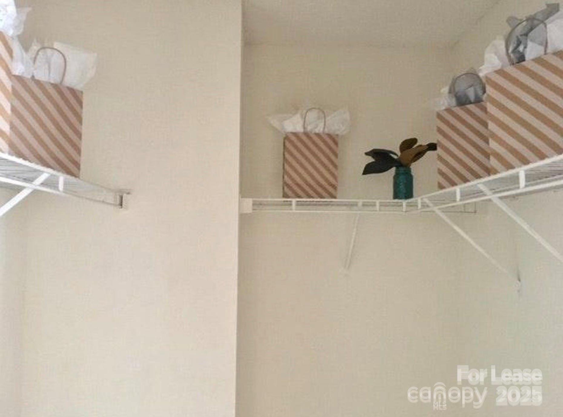 3232 Barons Court Road Charlotte, NC 28213 - Photo 7 of 11 a view of small space