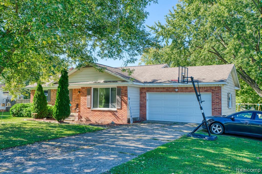 5416 Torrey Road Flint, MI 48507 - Photo 3 of 32