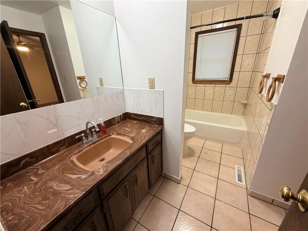 170 Northeast 1011 Road Knob Noster, MO 65336 - Photo 19 of 27